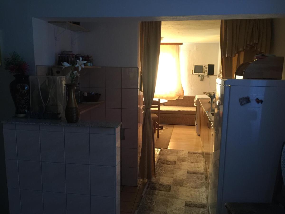 Dolores Tesanj Exteriér fotografie